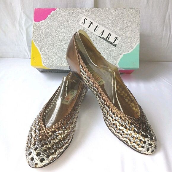 Stuart Weitzman Womens 8 AAA Leather Gold Cross Weave Flats Vintage 80s In Box - Picture 1 of 8